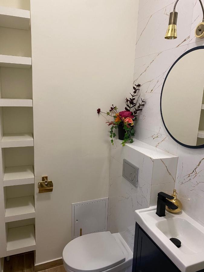 Przytulny I Nowoczesny Apartament Malgosi, 10 Min Pieszo Od Dworca I Galerii Катовице Экстерьер фото